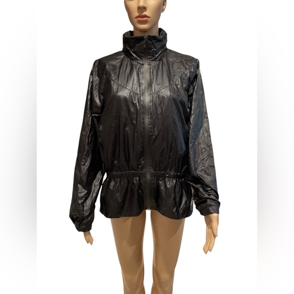 Lululemon Stronger As One Jacket size M - Picture 3 of 6